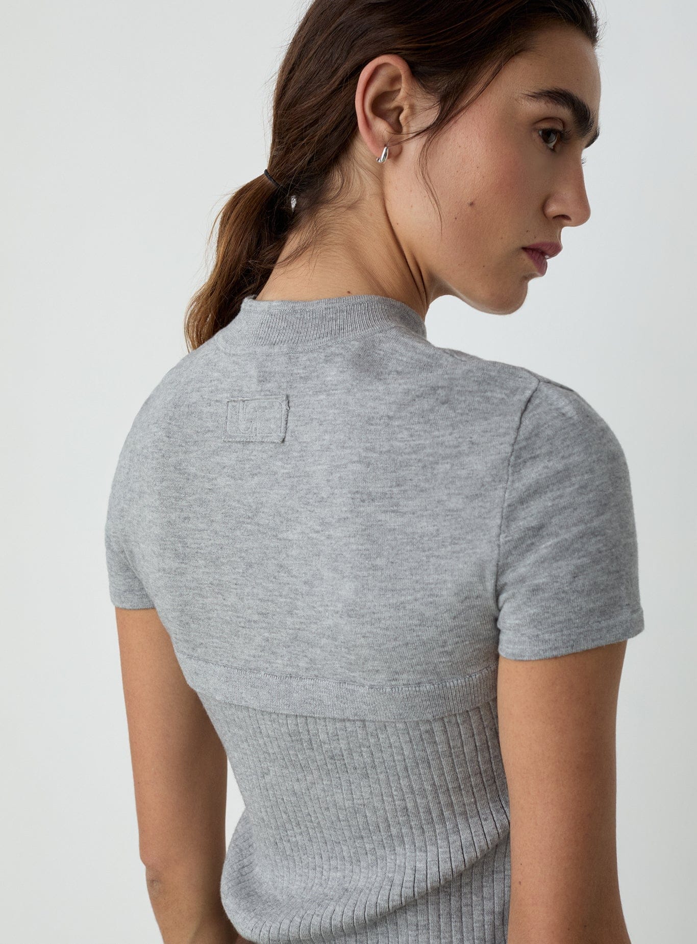 AUSTIN GREY SHORTSLEEVE KNITTED TOP - Image 4