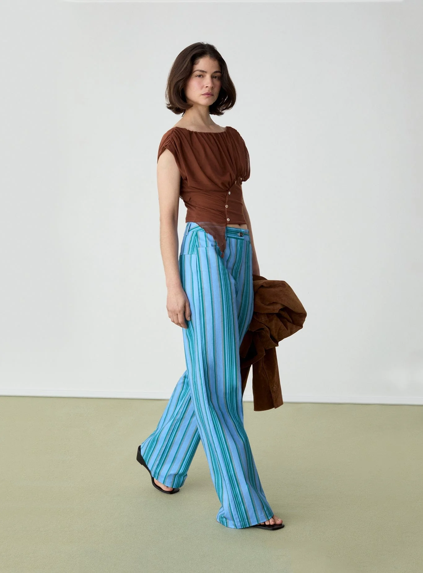 GEMINI BROWN DRAPED TOP - Image 3