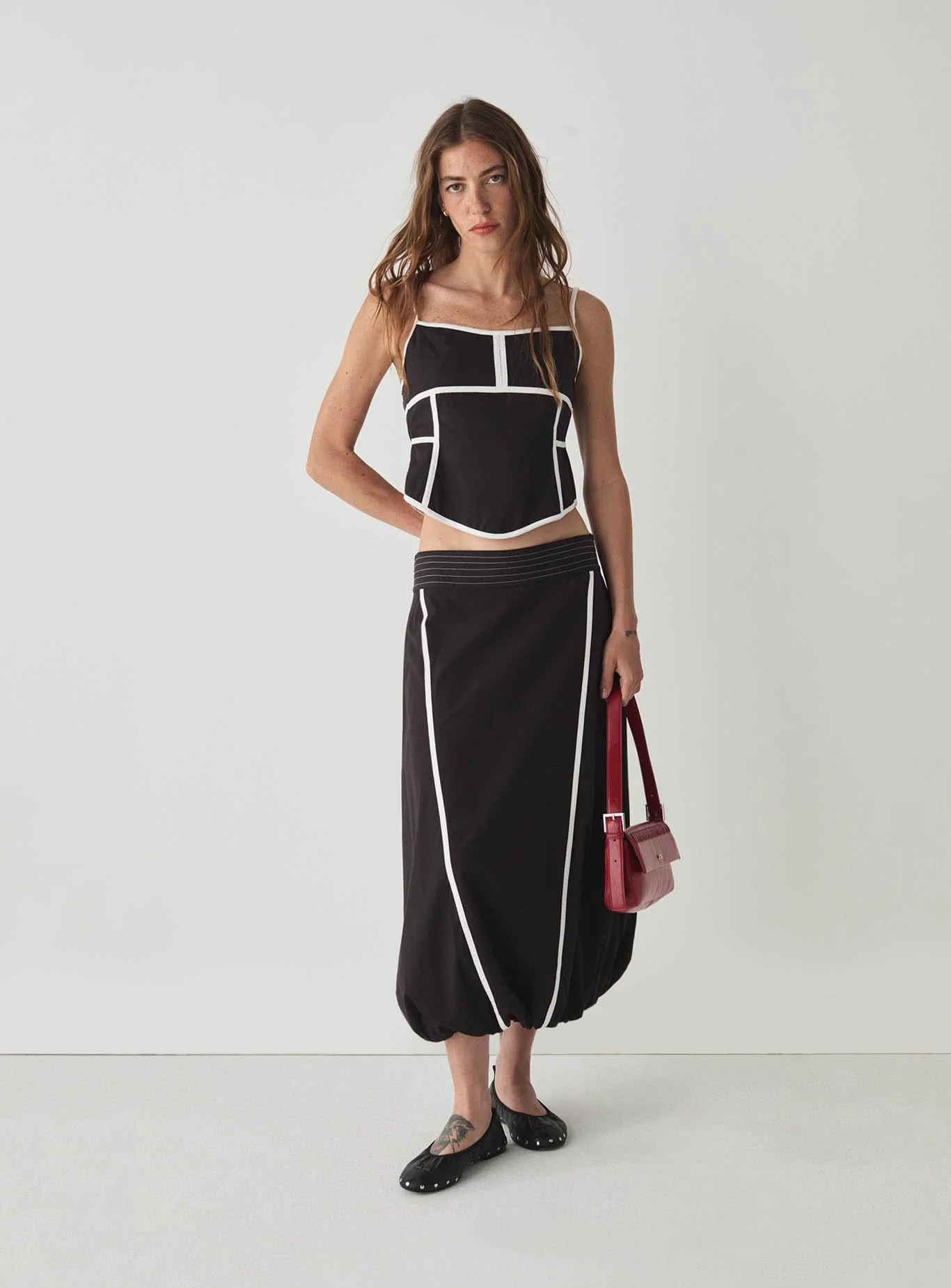 GINGER BLACK MIDI SKIRT - Image 2
