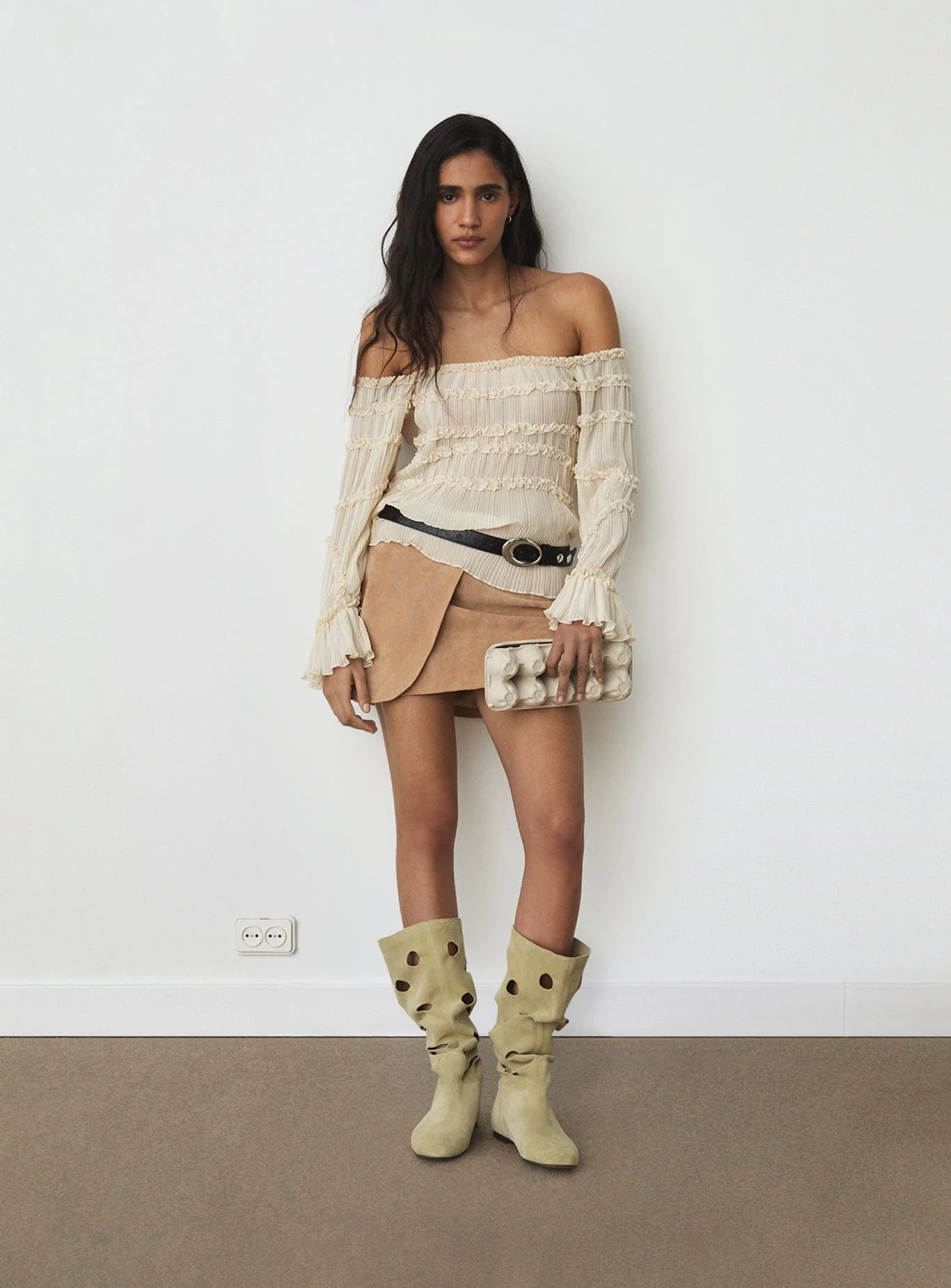 PETRA ECRU TEXTURED BLOUSE - Image 3